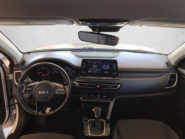 Used 2023 Kia Seltos S FWD image 17