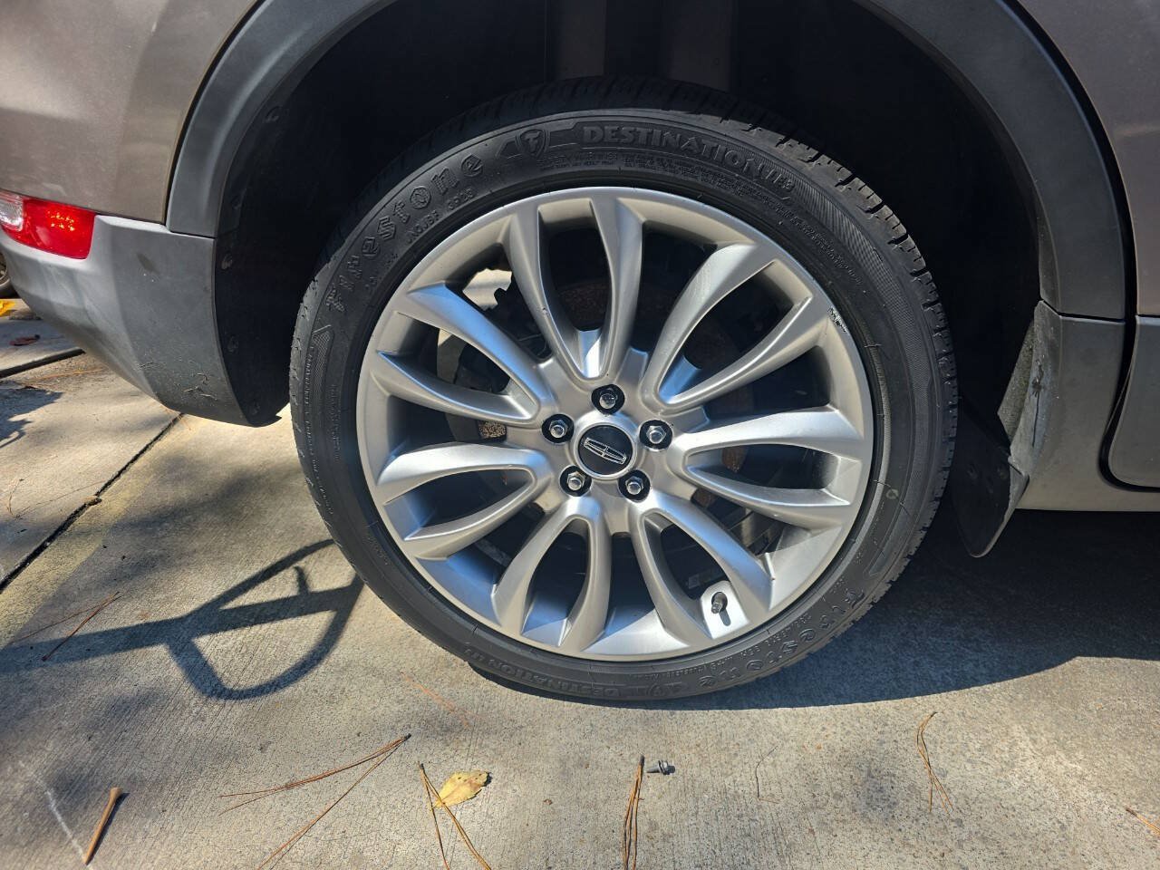 Used 2018 Lincoln MKC Reserve FWD image 13