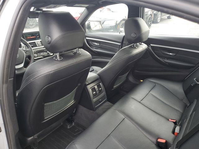 Used 2018 BMW 330i xDrive Sedan w/ Convenience Package image 31