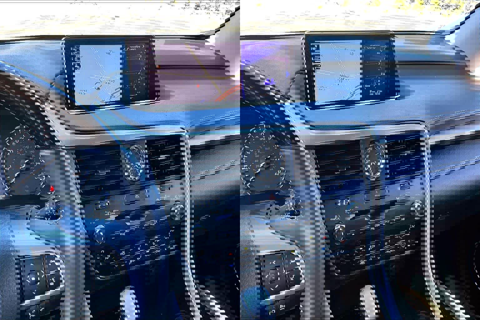 Used 2017 Lexus RX 350 FWD w/ Premium Package image 6