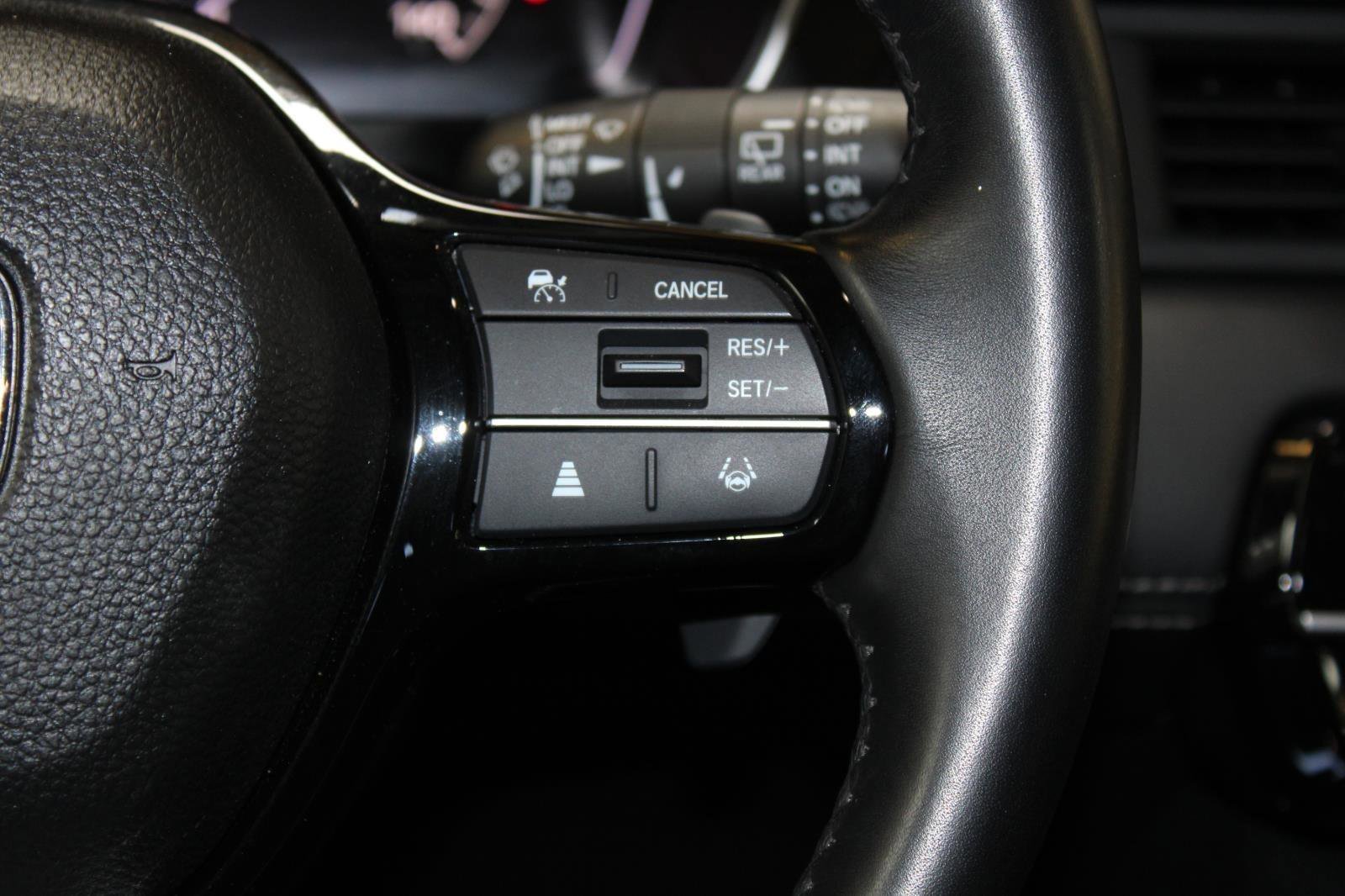 Used 2023 Honda Pilot EX-L image 27