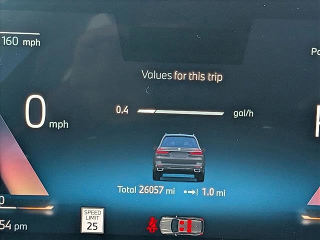 Certified 2024 BMW X7 xDrive40i image 11