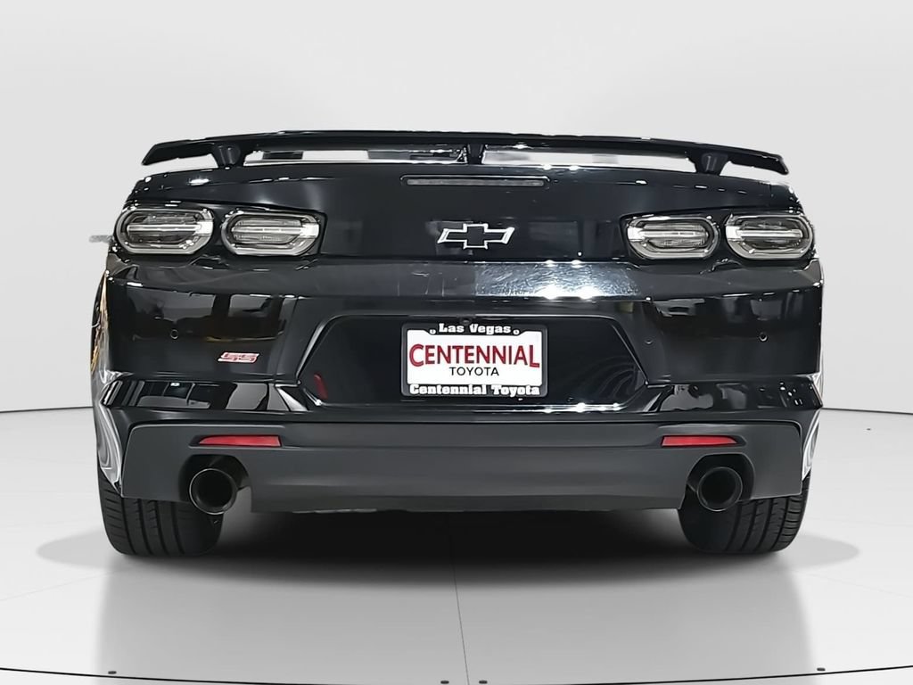 Used 2020 Chevrolet Camaro SS RWD image 6