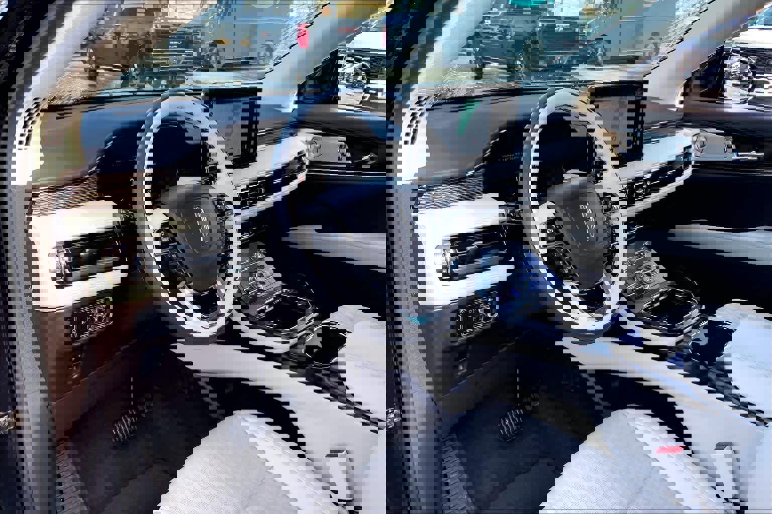 Used 2023 Lincoln Nautilus Black Label image 16