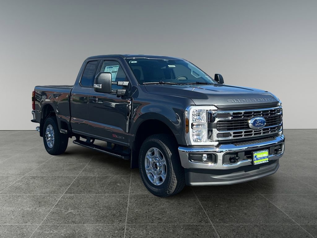 New 2026 Ford F350 XLT image 1