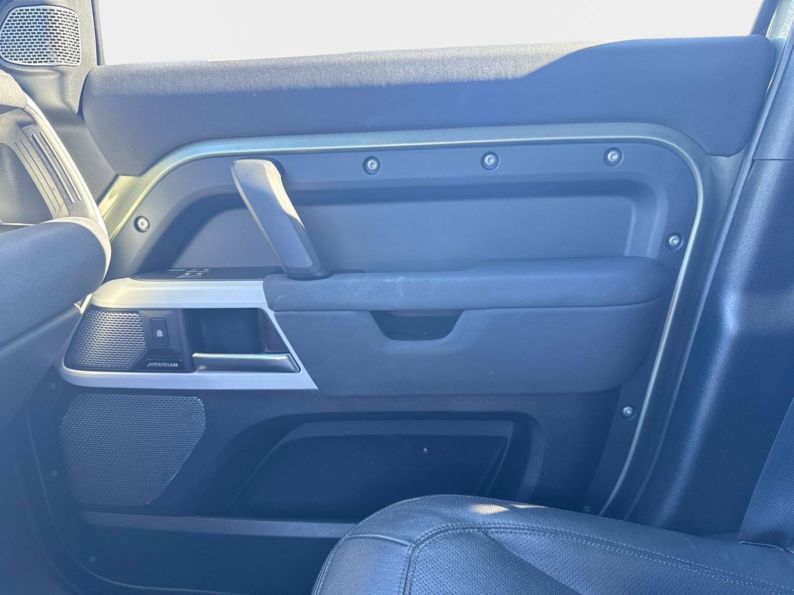 Used 2023 Land Rover Defender 110 S image 20