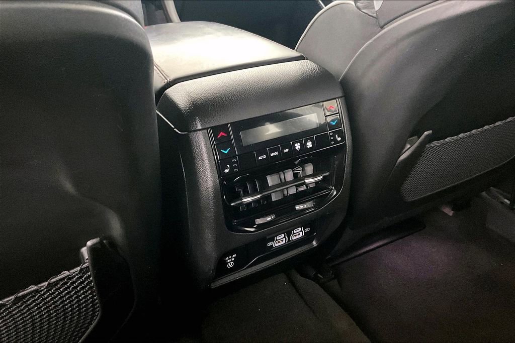 Used 2021 Jeep Grand Cherokee L Summit w/ Advanced Protech Group IV image 29