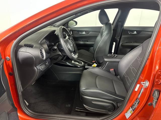 Used 2023 Kia Forte GT-Line image 11