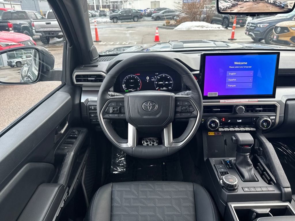 Used 2025 Toyota Tacoma TRD Sport image 11