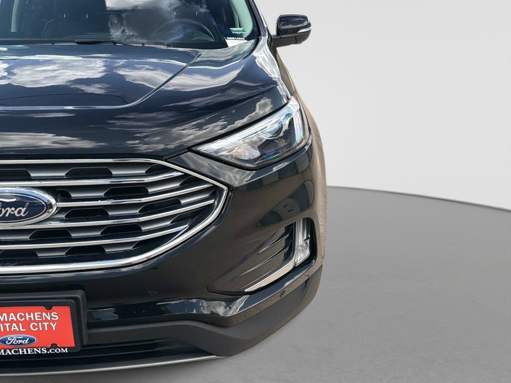 Used 2022 Ford Edge Titanium AWD/4WD image 11