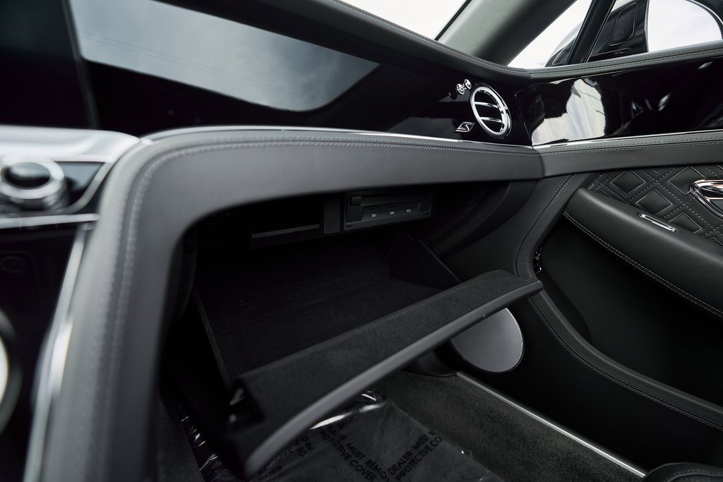 Used 2024 Bentley Continental GT S image 61