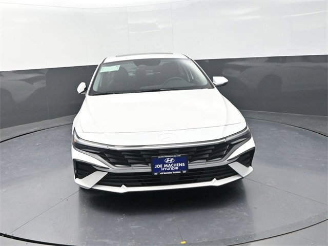 New 2026 Hyundai Elantra Limited image 3