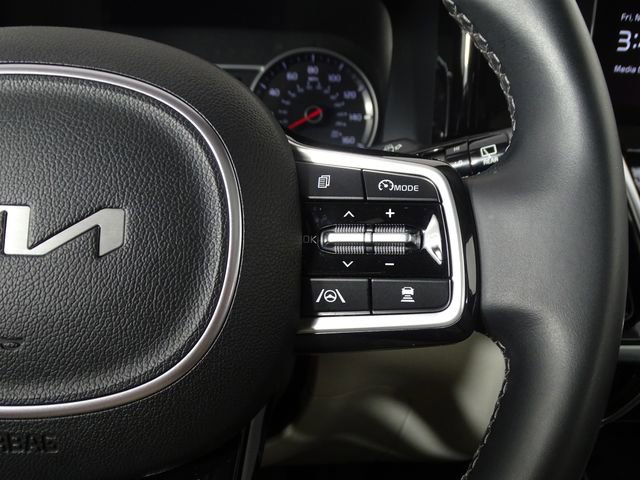 Used 2022 Kia Sorento SX image 22