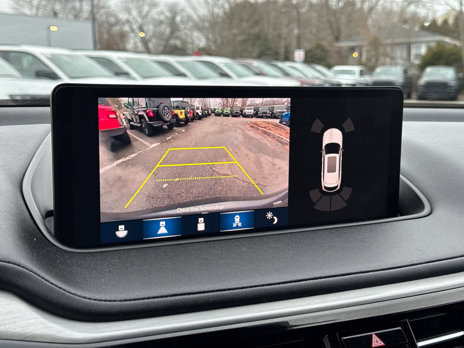 Used 2024 Acura MDX SH-AWD w/ Technology Package image 28