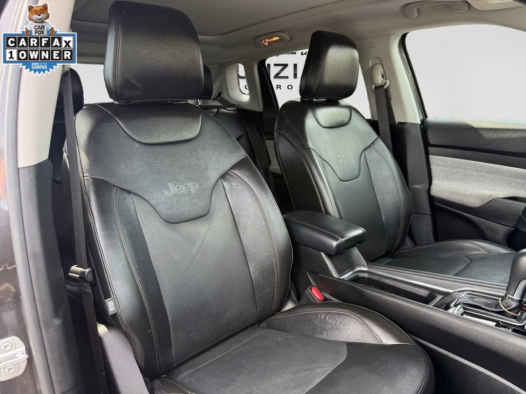 Certified 2022 Jeep Compass Latitude w/ Sun and Sound Group AWD/4WD image 16