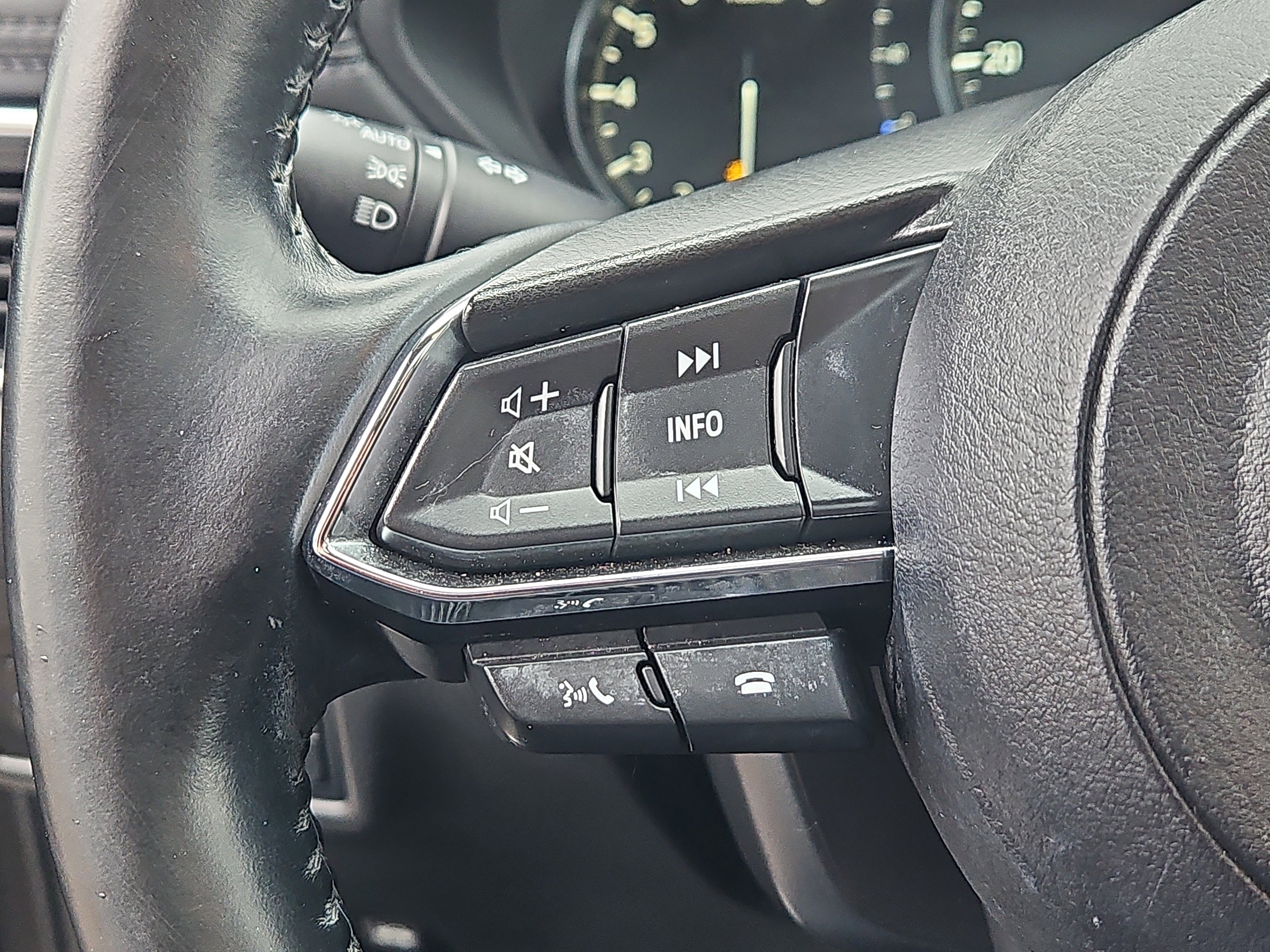 Used 2022 MAZDA CX-5 AWD 2.5 S w/ Premium Plus Pkg image 18