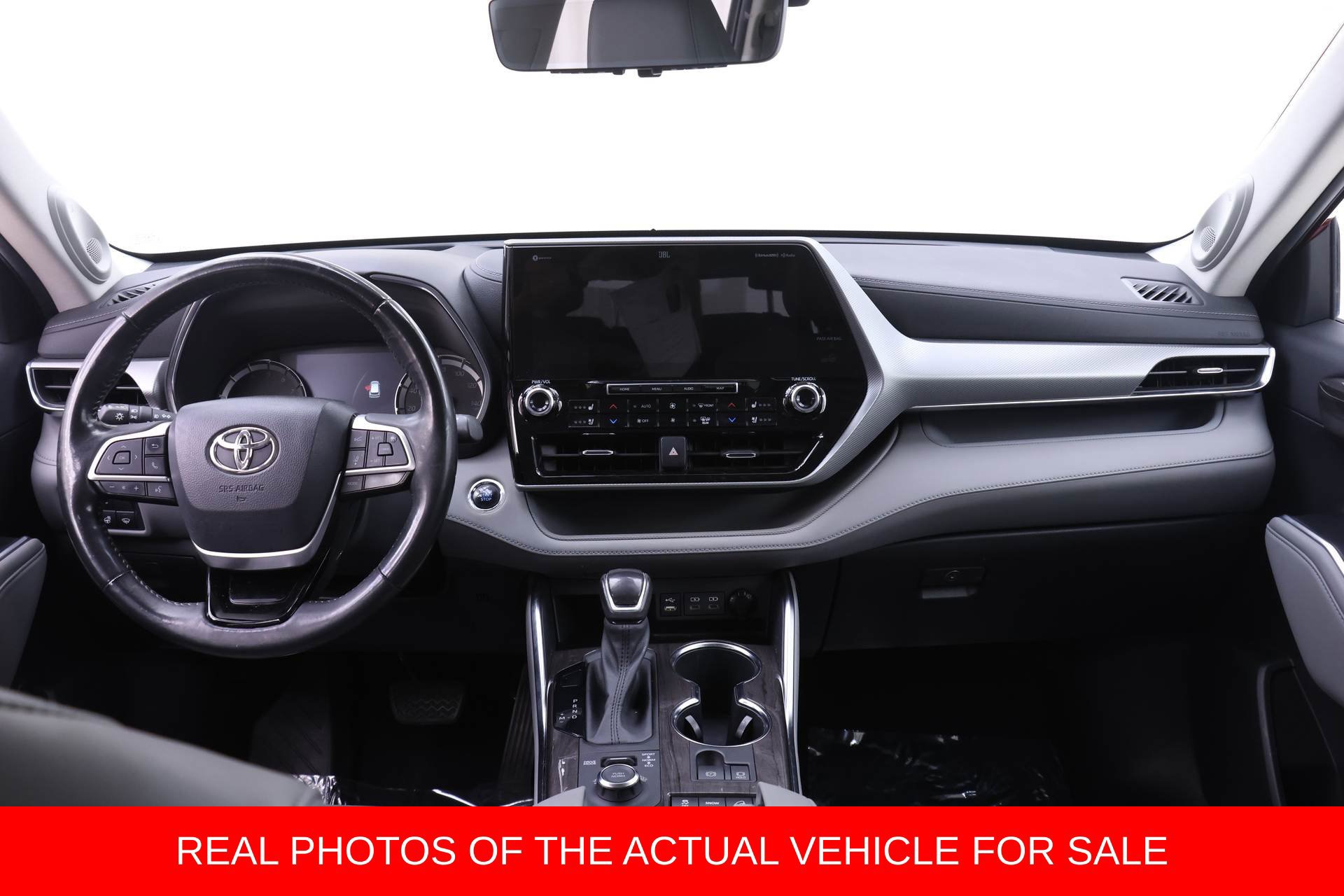 Used 2022 Toyota Highlander Platinum AWD/4WD image 5