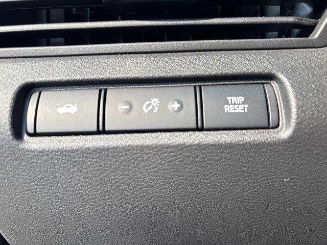 Used 2026 Nissan Altima 2.5 SV AWD/4WD image 14