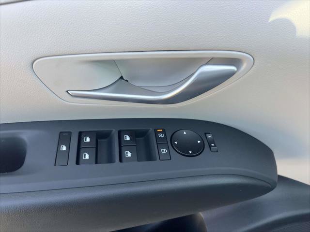 New 2026 Hyundai Tucson SEL FWD image 9