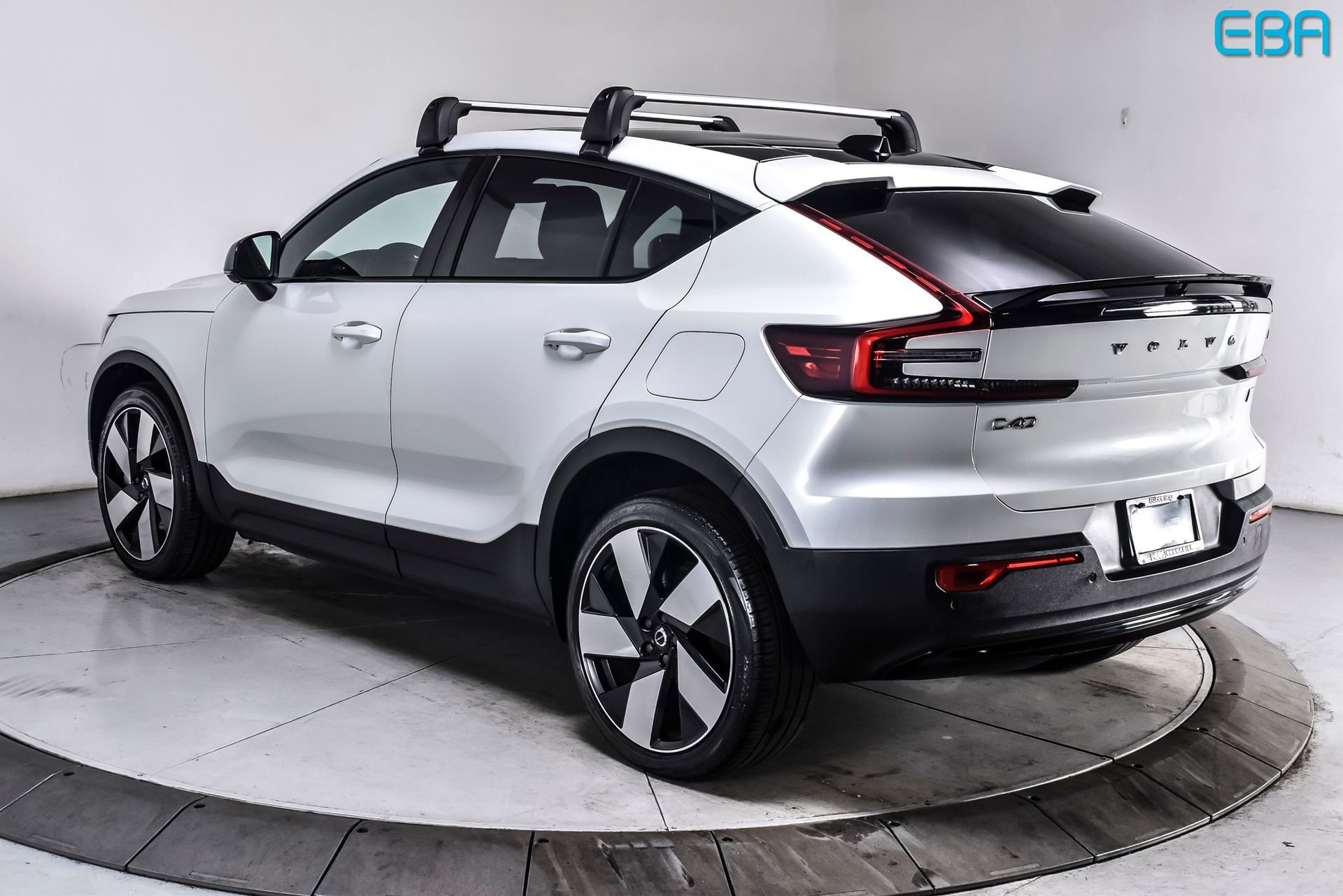 Used 2023 Volvo C40 P8 Recharge Ultimate AWD/4WD image 3