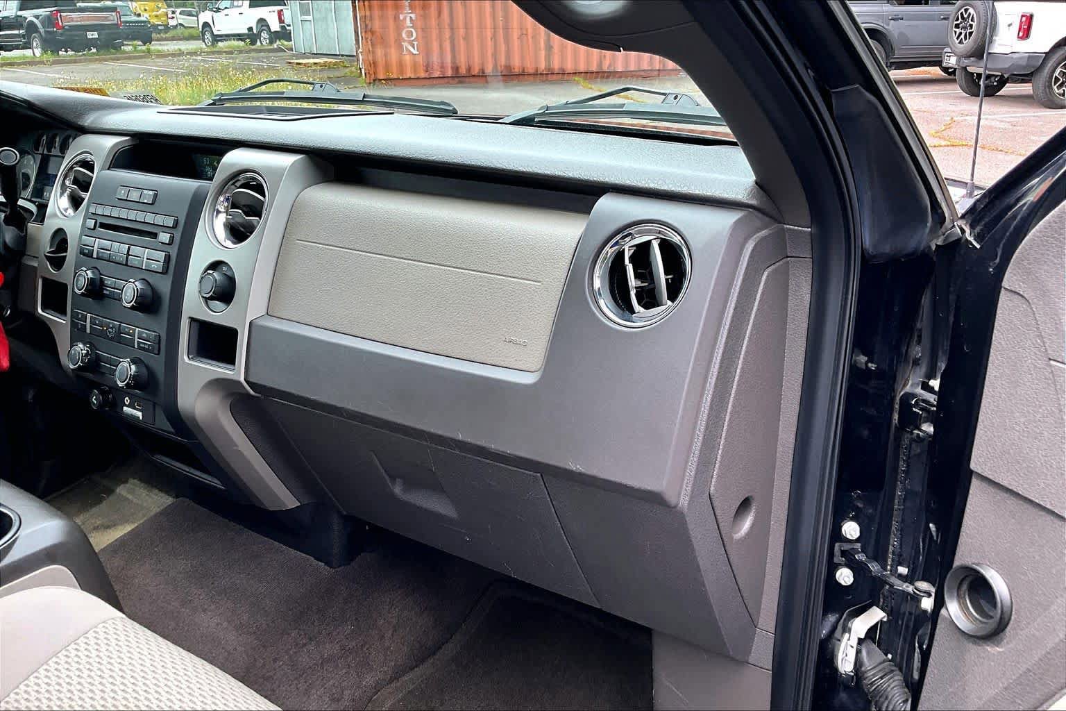 Used 2010 Ford F150 XLT RWD image 17