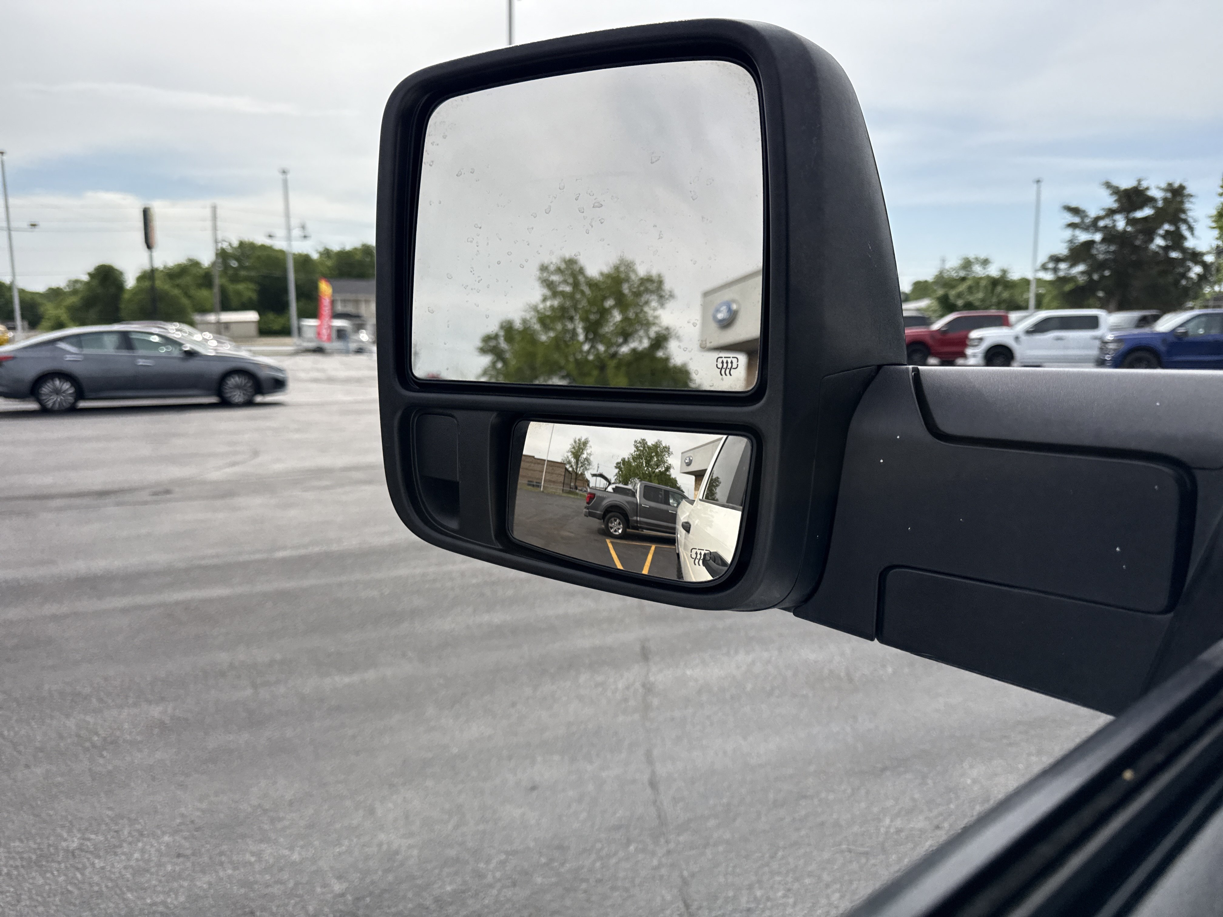 Used 2024 RAM 2500 Big Horn AWD/4WD image 29