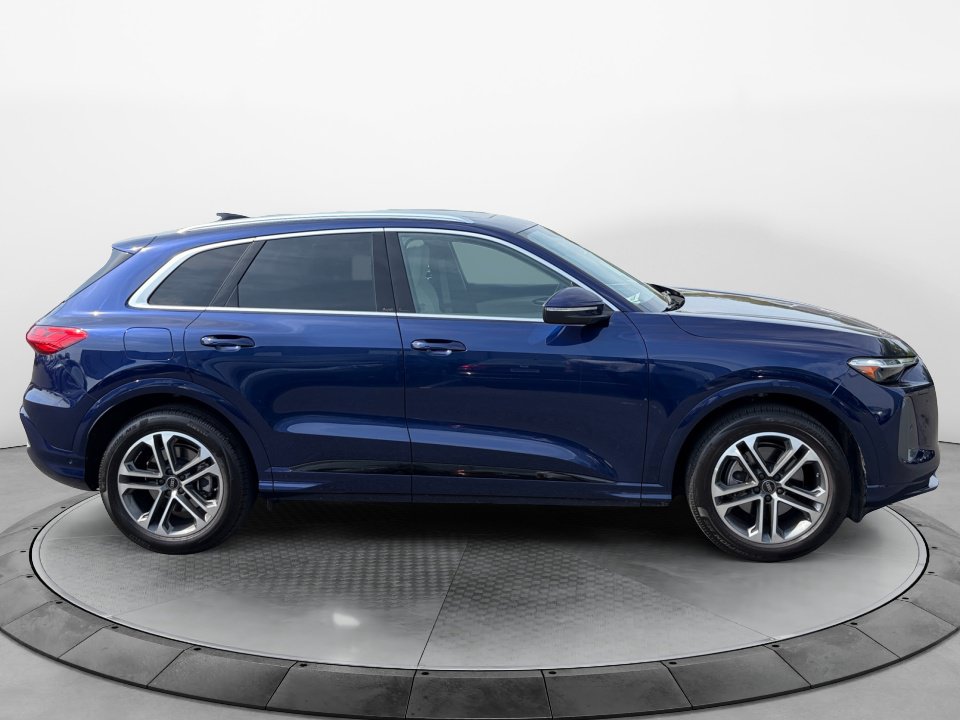 Used 2025 Audi Q5 Prestige AWD/4WD image 8