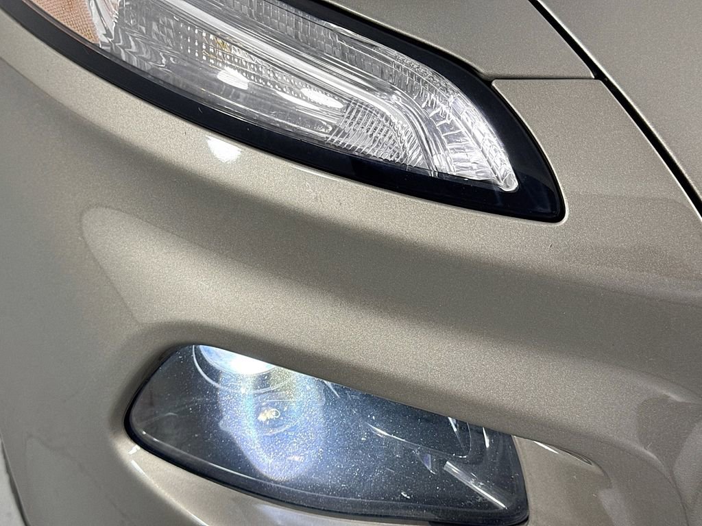 Used 2017 Jeep Cherokee Latitude w/ Comfort/Convenience Group image 37