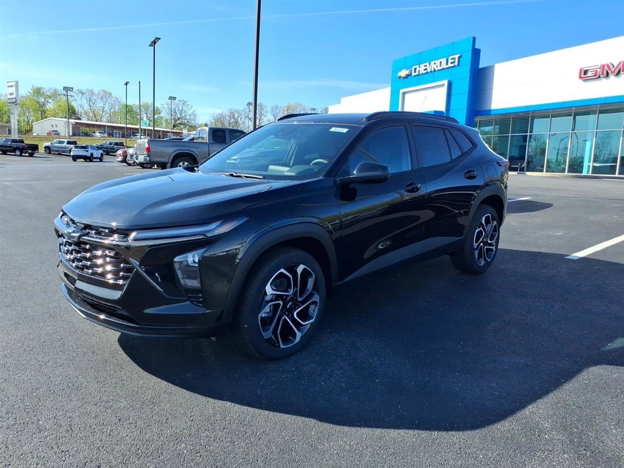 New 2026 Chevrolet Trax RS image 3