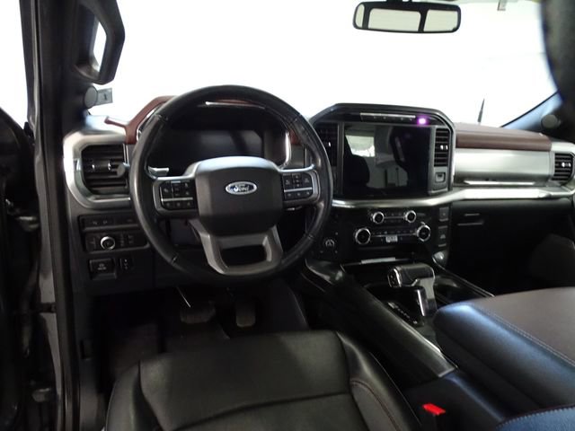 Used 2022 Ford F150 Lariat w/ Equipment Group 502A High image 5