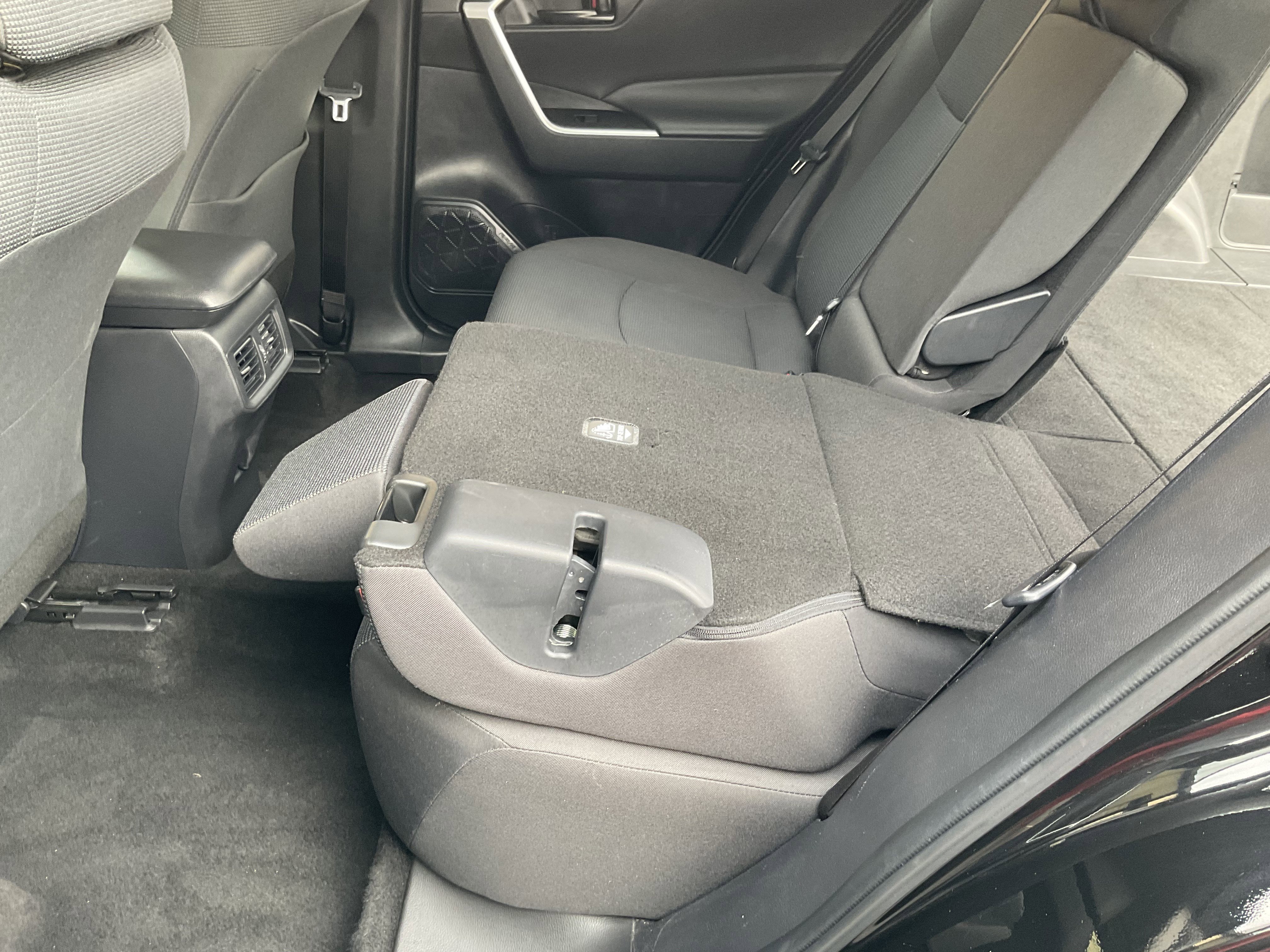 Used 2024 Toyota RAV4 LE image 35