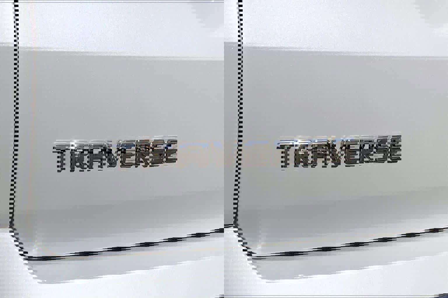 Used 2023 Chevrolet Traverse High Country image 31