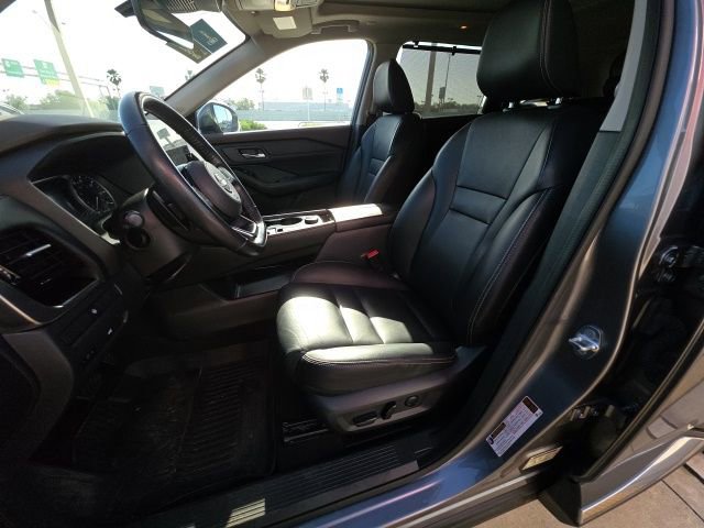 Used 2022 Nissan Rogue SL w/ SL Premium Package image 13