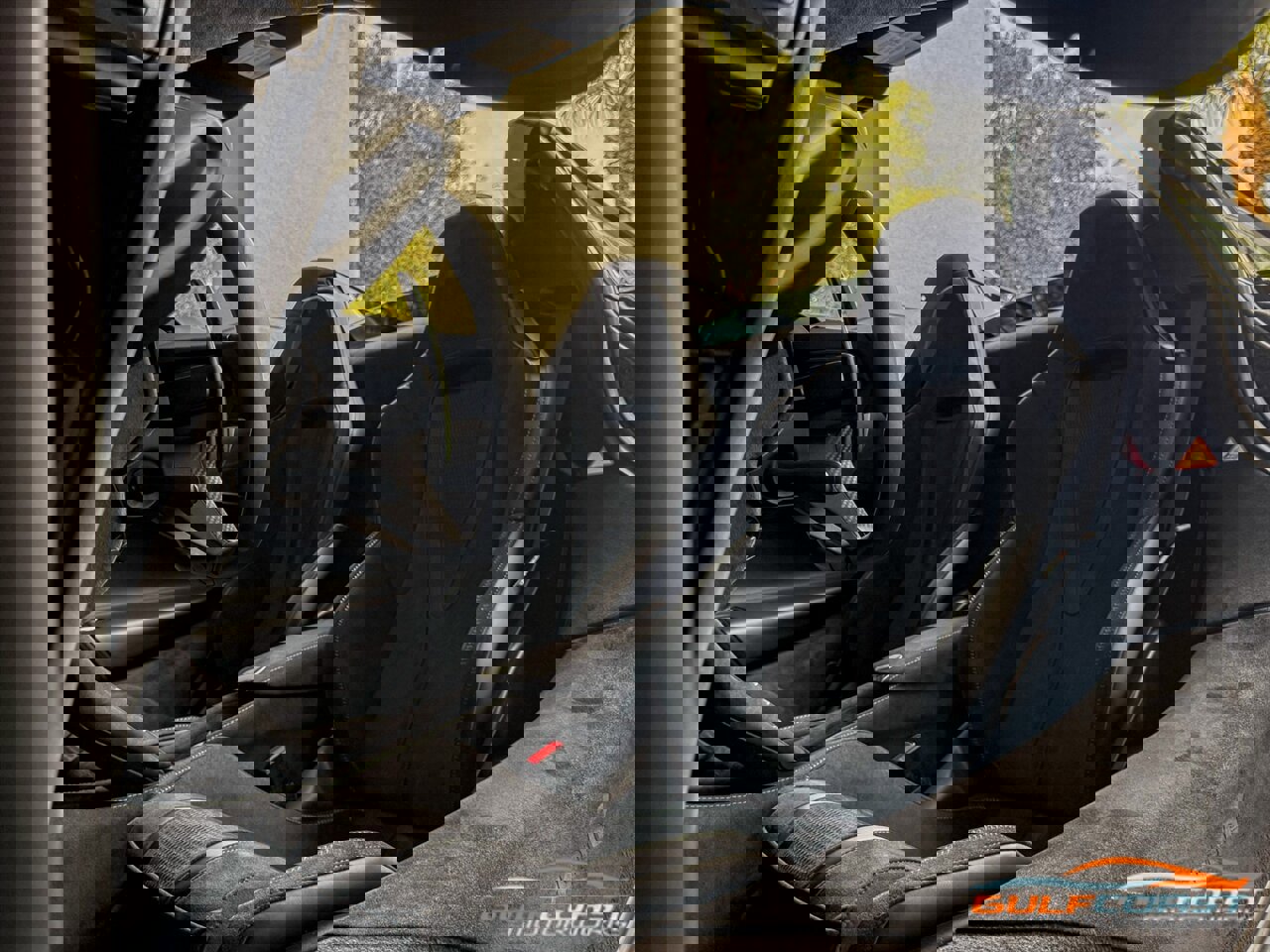 Used 2025 McLaren 750S Spider image 24