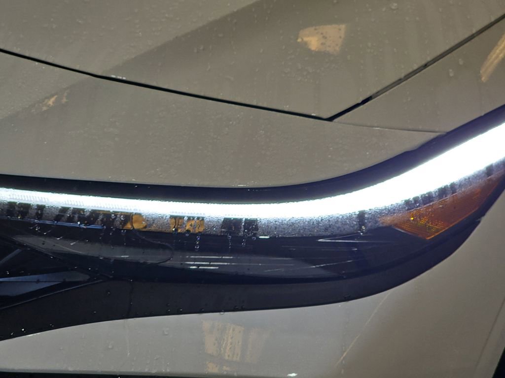 New 2025 Hyundai Elantra Sport image 29