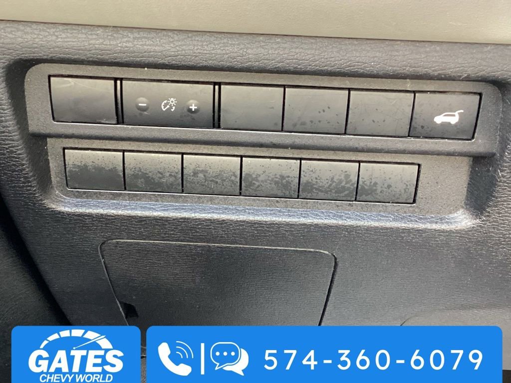 Used 2025 Mitsubishi Outlander SE image 26