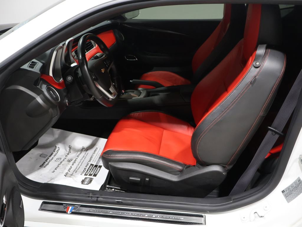 Used 2015 Chevrolet Camaro SS w/ Commemorative Special Edition image 11