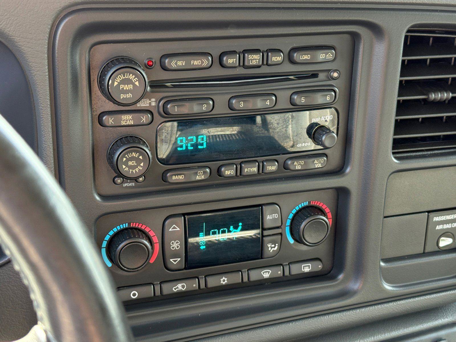 Used 2003 Chevrolet Silverado 1500 LS w/ Off-Road Package AWD/4WD image 23