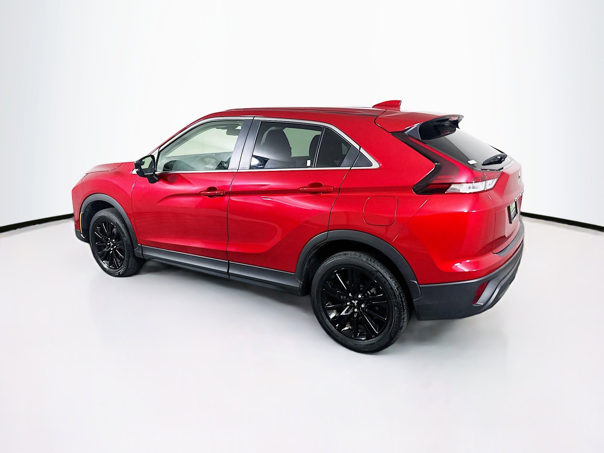Used 2024 Mitsubishi Eclipse Cross LE image 5