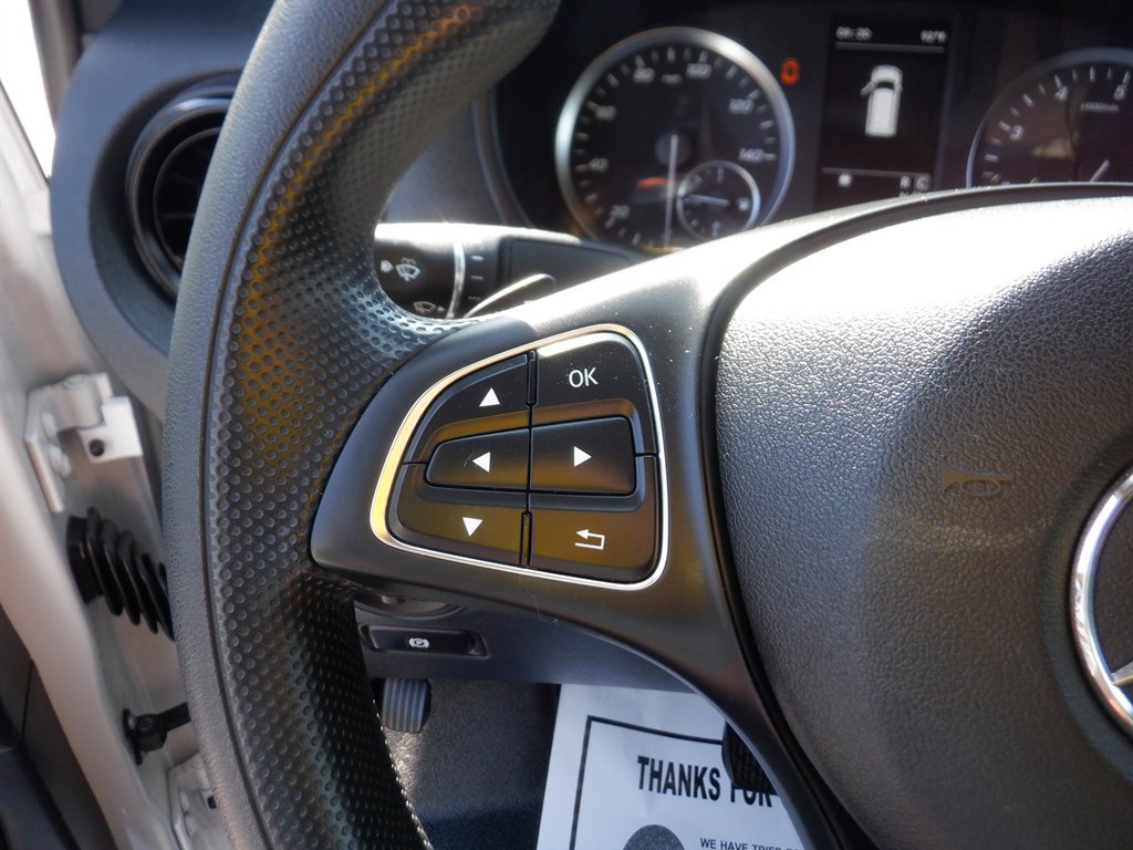 Used 2023 Mercedes-Benz Metris image 17