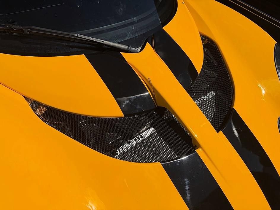 Used 2005 Lotus Elise RWD image 8