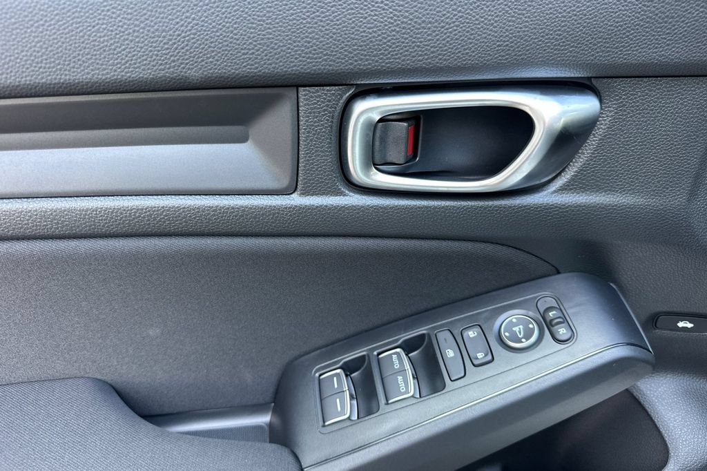 Certified 2026 Honda Civic LX image 5