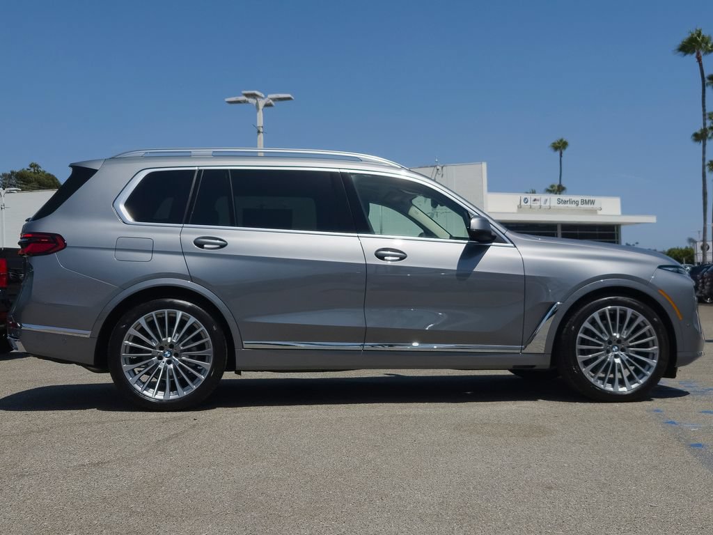 New 2027 BMW X7 xDrive40i w/ Climate Comfort Package AWD/4WD image 3