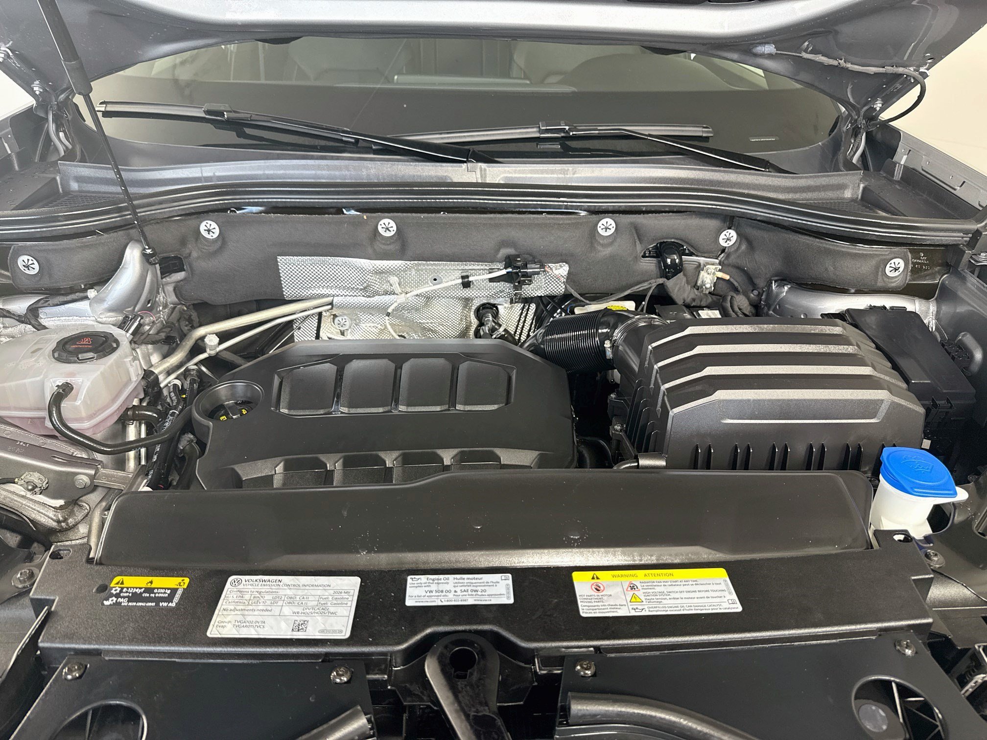 Used 2026 Volkswagen Atlas Cross Sport SE FWD image 39