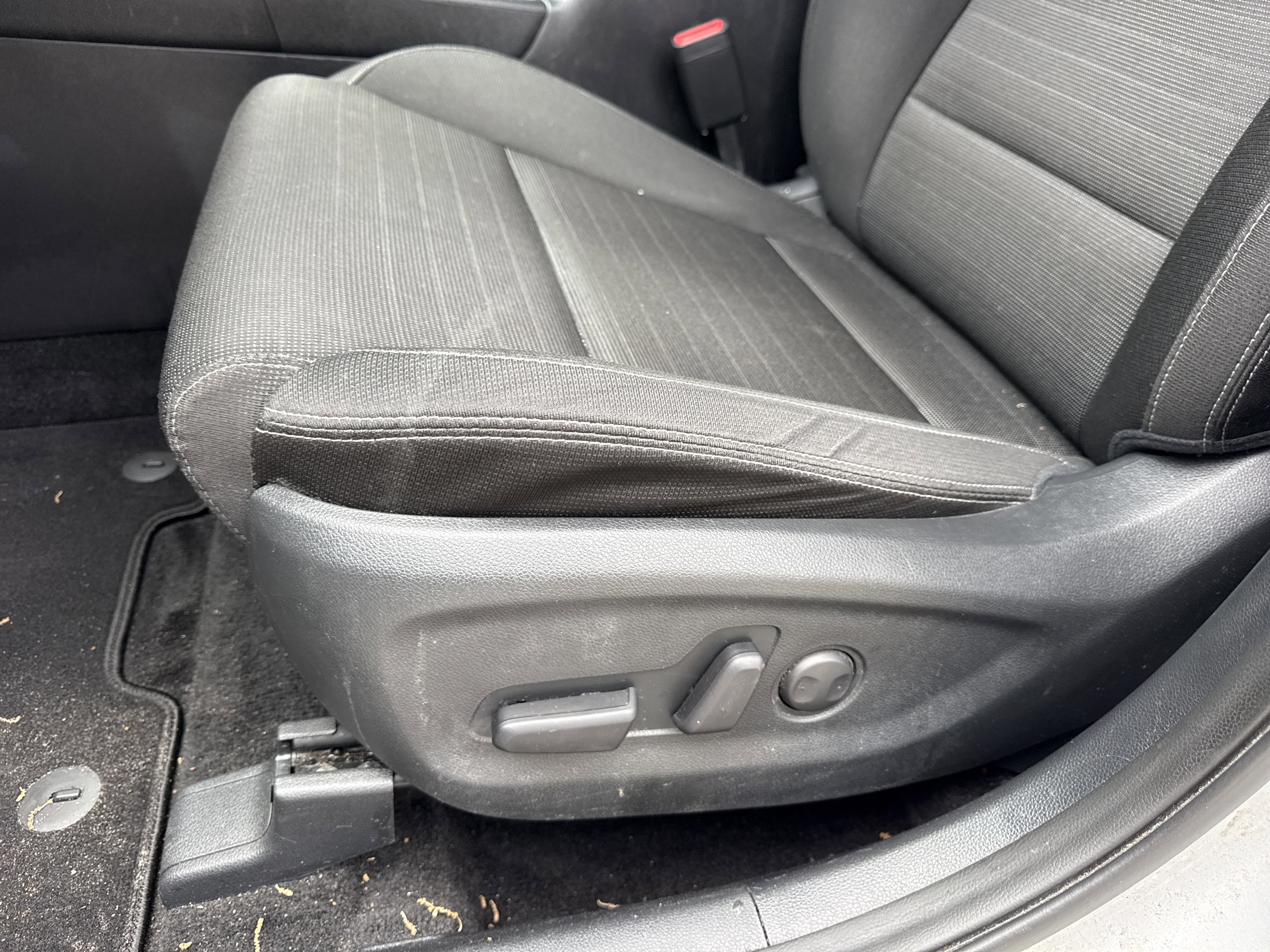Used 2020 Kia Sportage LX w/ LX Popular Package FWD image 32