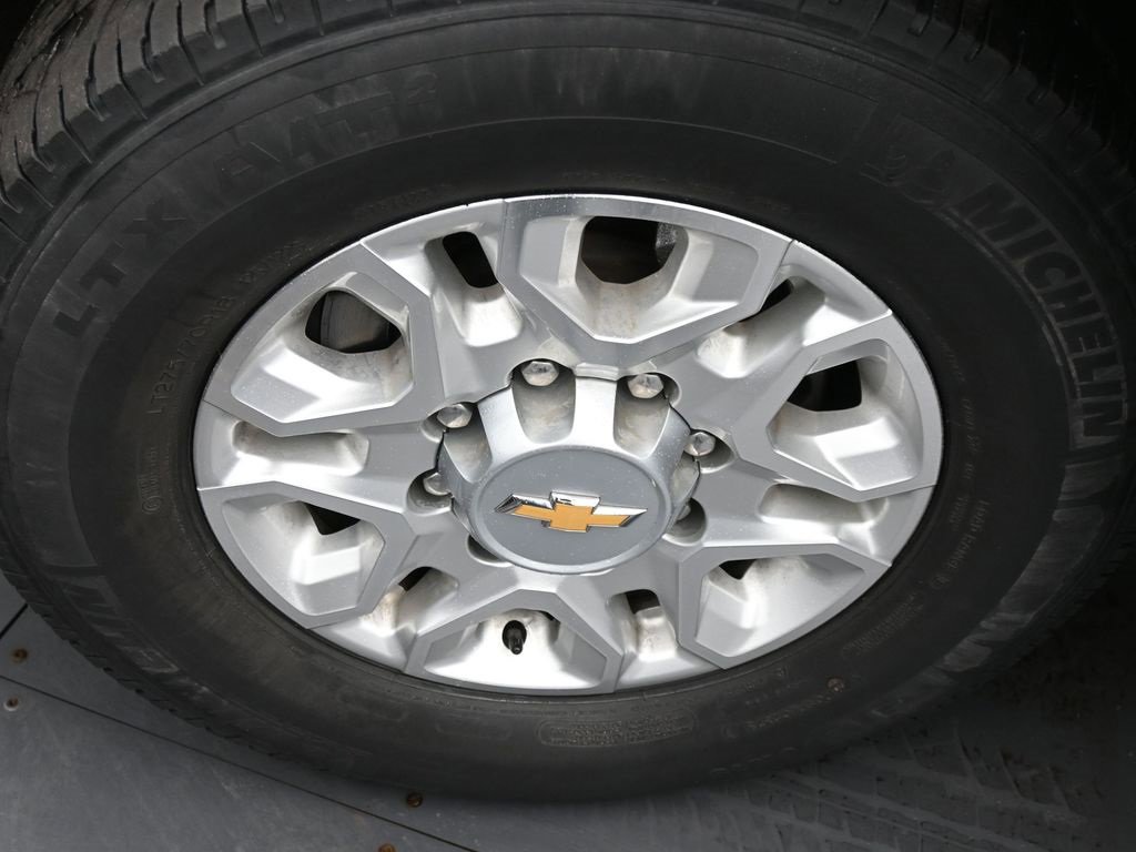 Used 2023 Chevrolet Silverado 2500 LT w/ Convenience Package image 19
