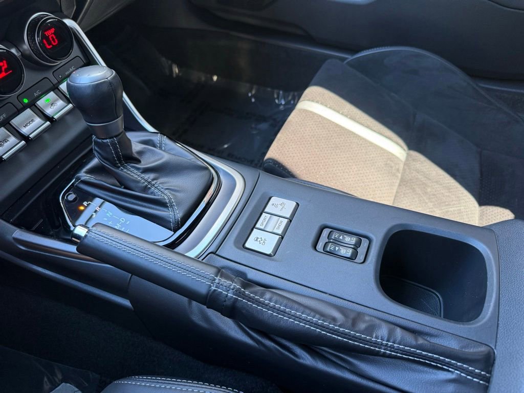 Used 2023 Toyota GR86 Premium w/ ALL Weather Mat Package (TMS) RWD image 22
