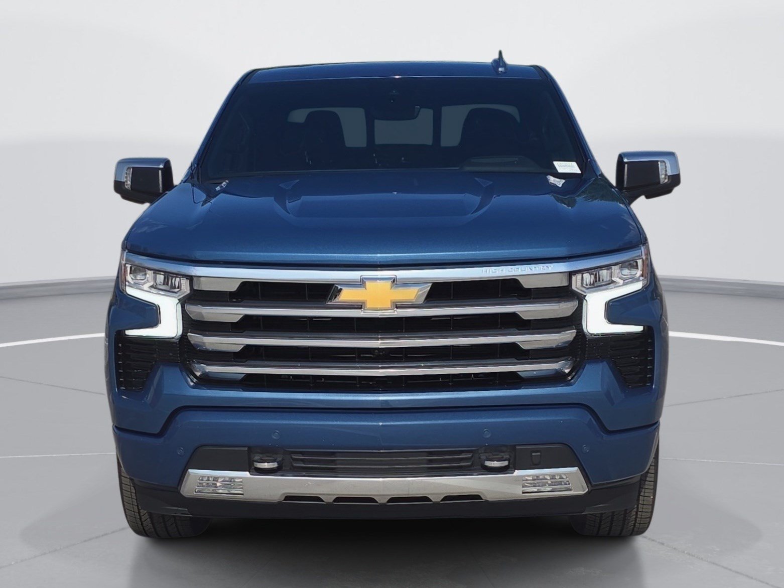 Used 2024 Chevrolet Silverado 1500 High Country w/ High Country Premium Package AWD/4WD image 8