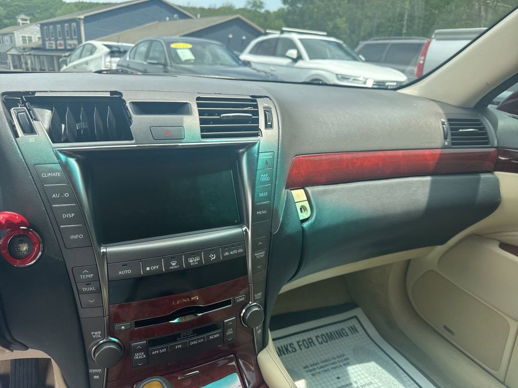 Used 2007 Lexus LS 460 image 25
