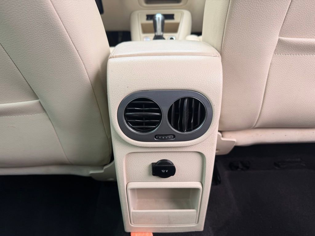 Used 2014 Volkswagen Tiguan SEL AWD/4WD image 24